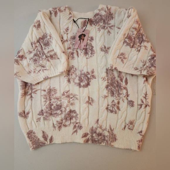 Sincerely Jules Soft Floral Cable Knit Women's Sweater Cream & Mauve XL NWT - Picture 6 of 6